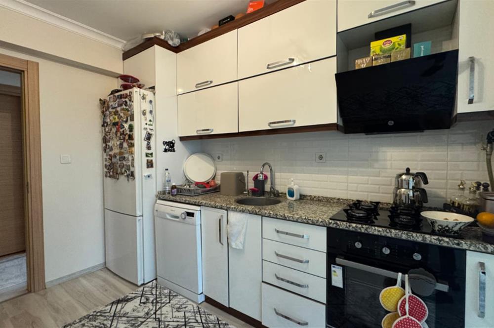 Çiğli Atatürk Mah. 3+1 Yeni Bina Kapalı Mutfak Satılık Daire