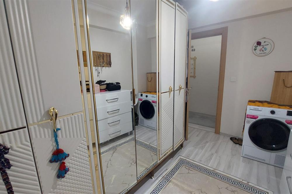 Çiğli Atatürk Mah. 3+1 Yeni Bina Kapalı Mutfak Satılık Daire