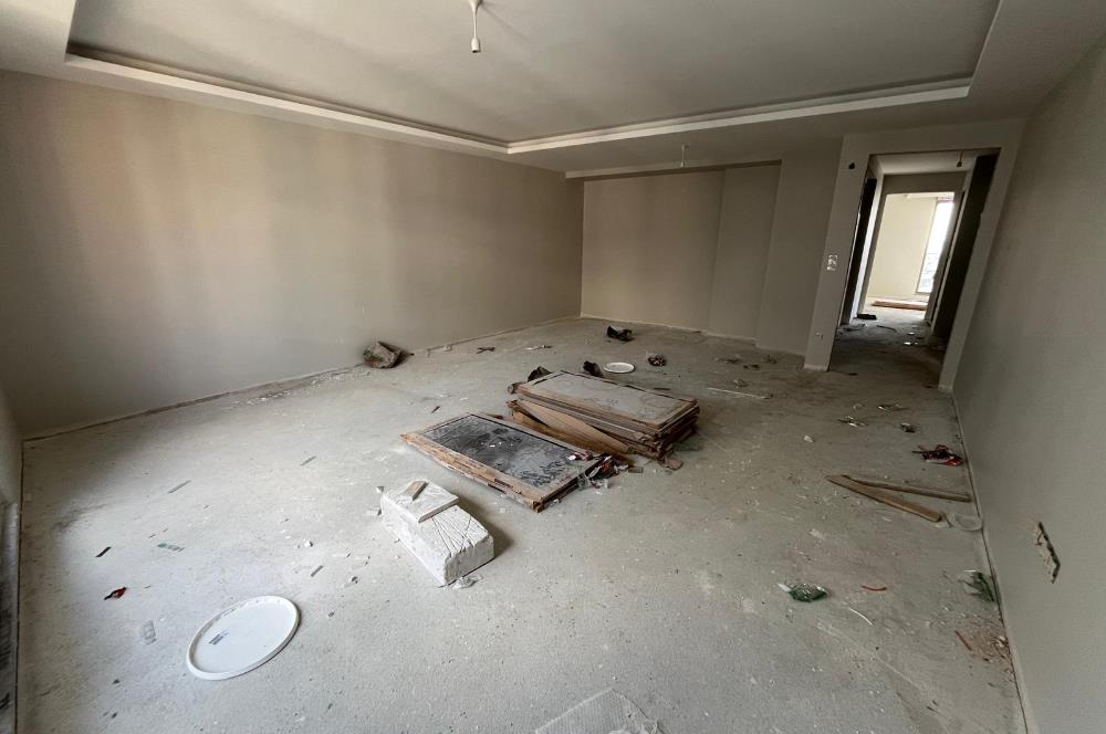 KÜÇÜKYALI'DA 0 BİNADA ÖN CEPHE ARA KAT 3+1