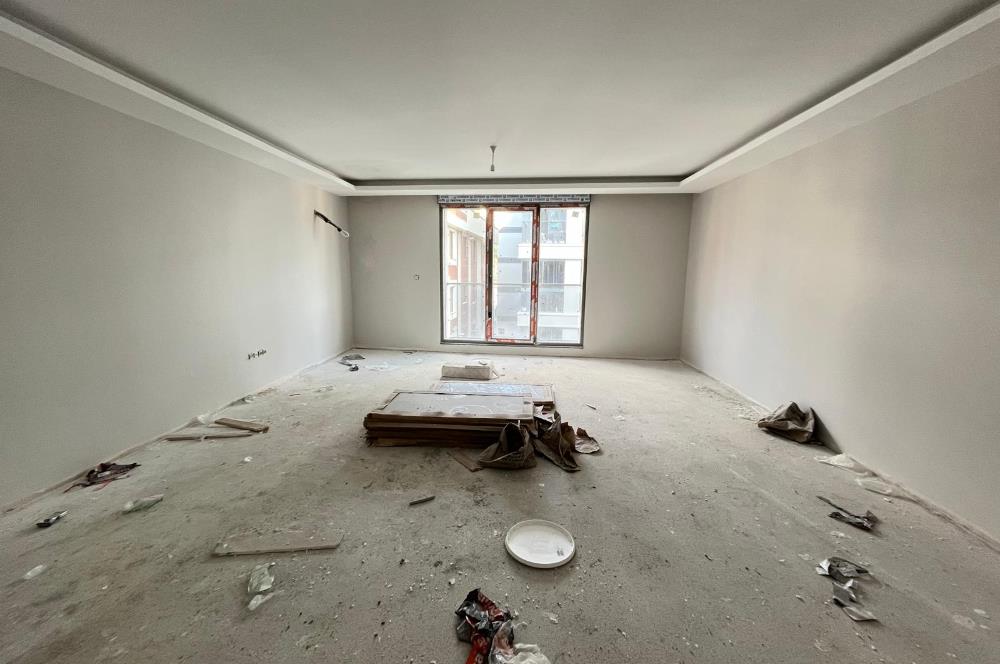 KÜÇÜKYALI'DA 0 BİNADA ÖN CEPHE ARA KAT 3+1