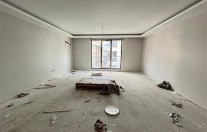 KÜÇÜKYALI'DA 0 BİNADA ÖN CEPHE ARA KAT 3+1