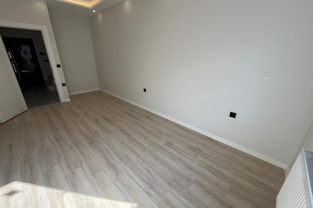 BOSTANCI GÖSTERİ MERKEZİNE YAKIN ALTINTEPEDE LÜKS 3+1 DUBLEKS