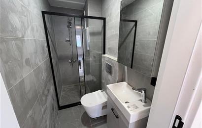 ALTINTEPE'DE 0 BİNADA EBEVEYN BANYOLU ÖN CEPHE KÖŞE 3+1