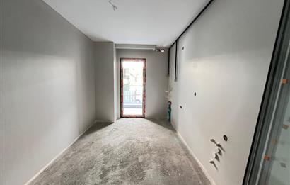 KÜÇÜKYALI'DA 0 BİNADA ÖN CEPHE ARA KAT 3+1