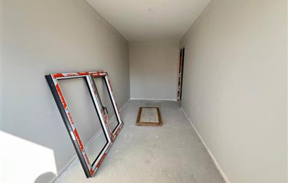 KÜÇÜKYALI'DA 0 BİNADA ÖN CEPHE ARA KAT 3+1