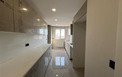 ALTINTEPENİN MERKEZİNDE DENİZ VE ADALAR MANZARALI 5+2 DUBLEKS