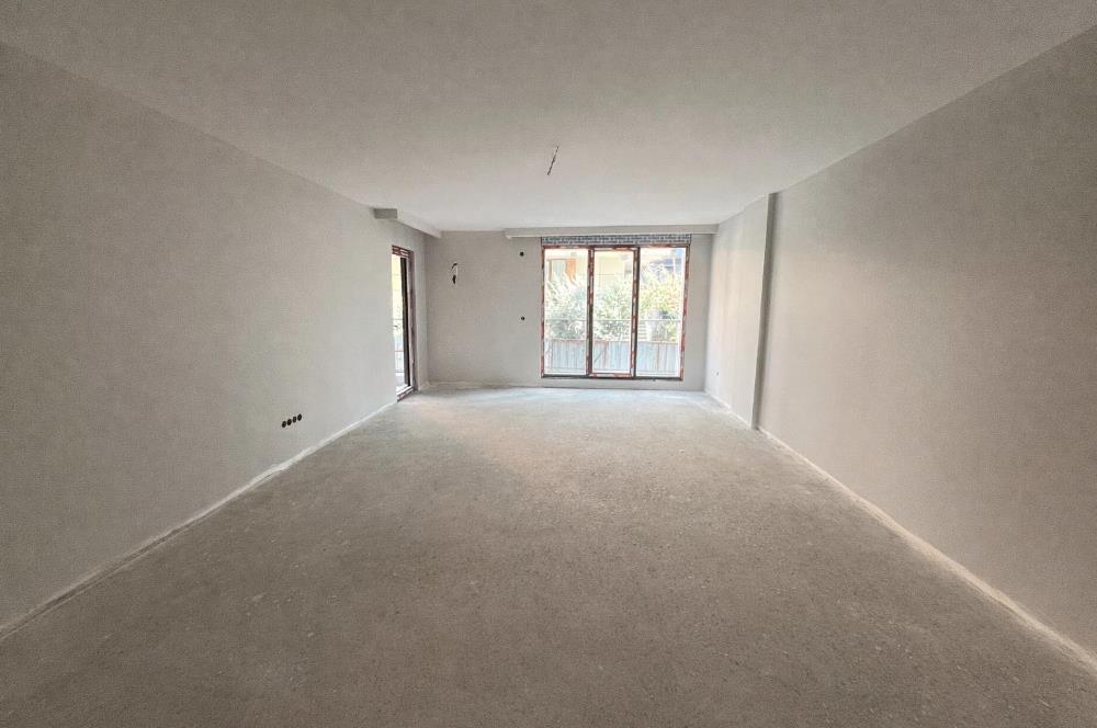 KÜÇÜKYALI'DA 0 BİNADA ÖN CEPHE ARA KAT 3+1