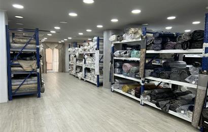 Ataşehir Fetihte Mobilyacılar Çarşısında Komple Bina