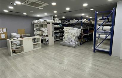 Ataşehir Fetihte Mobilyacılar Çarşısında Komple Bina