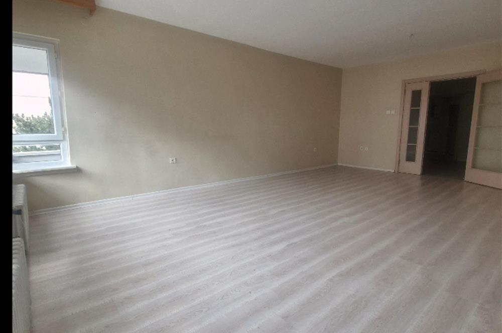 Dikmende Geniş Metrajlı | Ara Kat | Manzaralı 3+1 