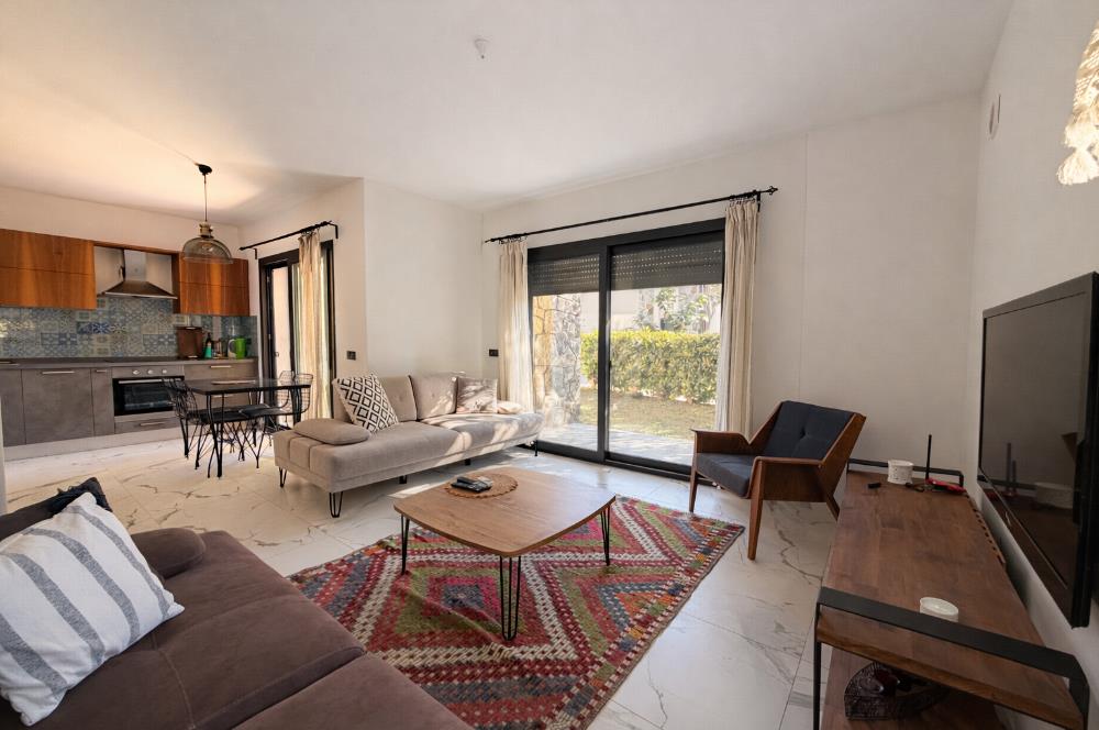 Akyarlar'da Kiralık Bahçeli 2+1 Daire