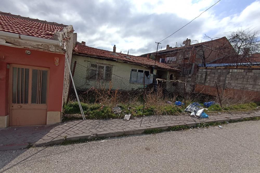 CENTURY 21 VİZYON'DAN ERENKÖY’DE   4 KAT İMARLI 263,50 m2 ARSA