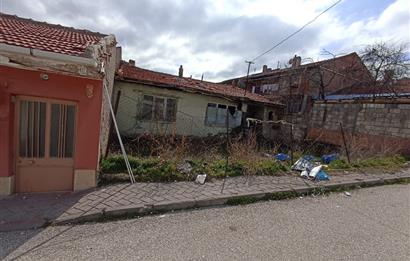 CENTURY 21 VİZYON'DAN ERENKÖY’DE   4 KAT İMARLI 263,50 m2 ARSA