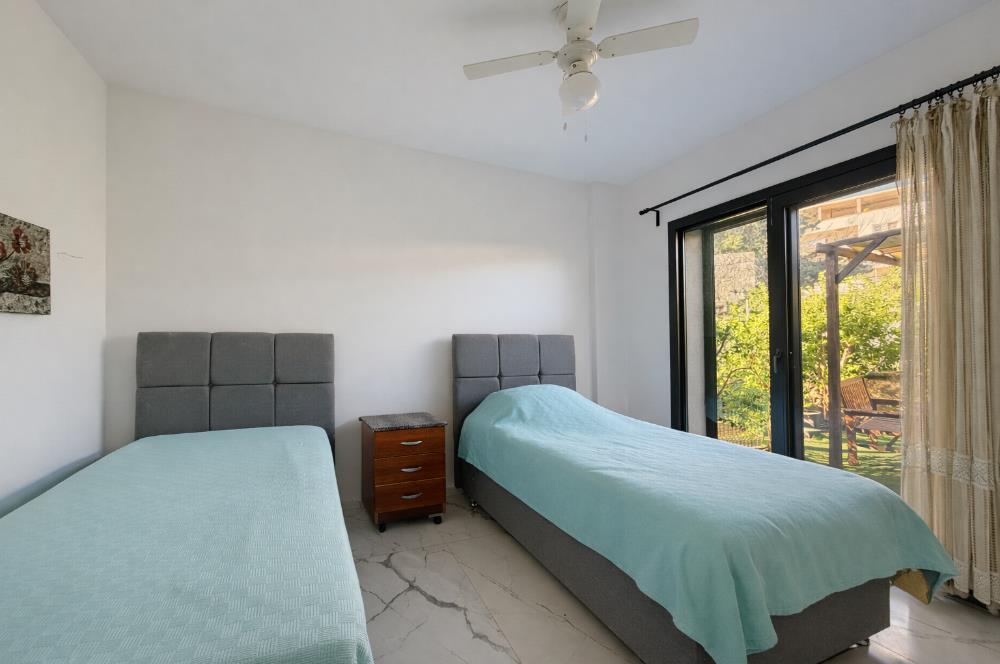 Akyarlar'da Kiralık Bahçeli 2+1 Daire