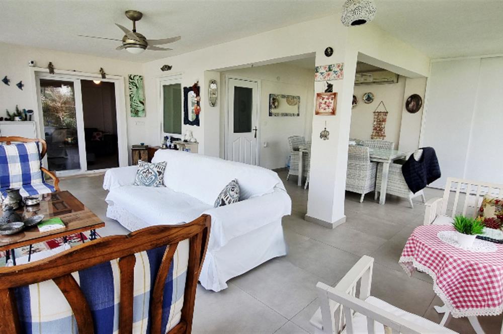 Gümüşlük Koyunbaba da Plajlı site de Müstakil Dubleks ev