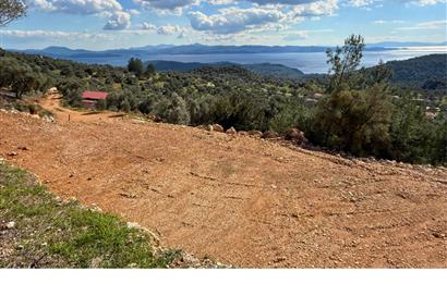 MUĞLA AKBÜK'TE DENİZ MANZARALI FIRSAT ARAZİ