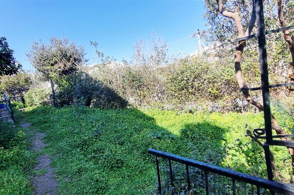 Gümüşlük Koyunbaba da Plajlı site de Müstakil Dubleks ev