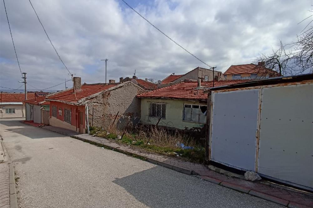 CENTURY 21 VİZYON'DAN ERENKÖY’DE KÖŞE PARSEL 4 KAT’A İMARLI ARSA