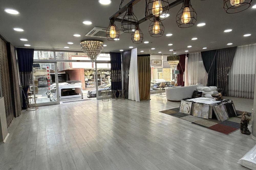 Ataşehir Fetihte Mobilyacılar Çarşısında Komple Bina