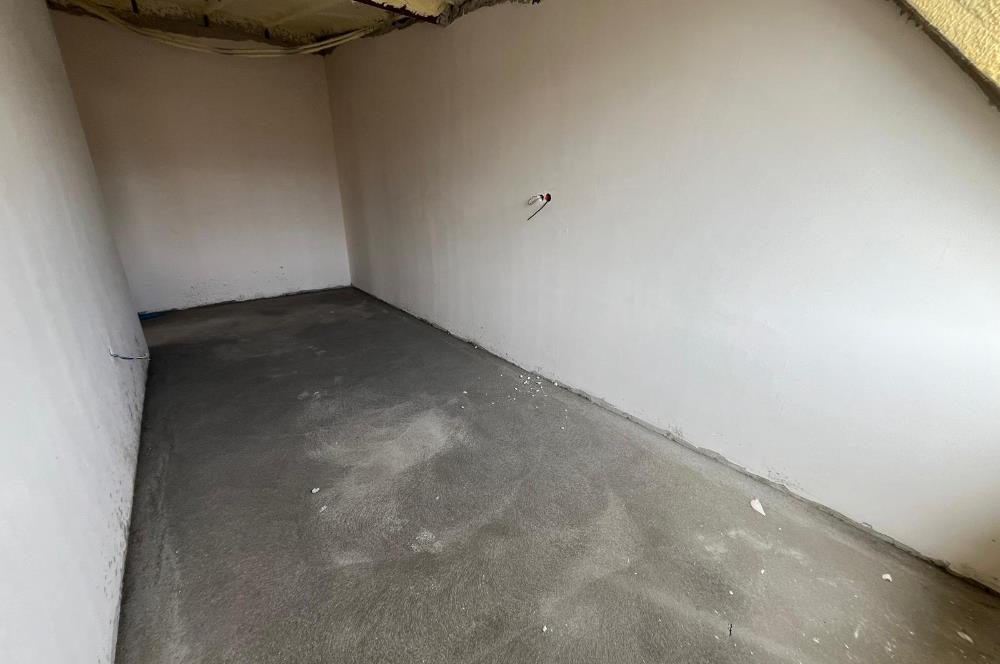 ALTINTEPE'DE DENİZ MANZARALI TERASLI AYRI MUTFAK LÜX 2+1