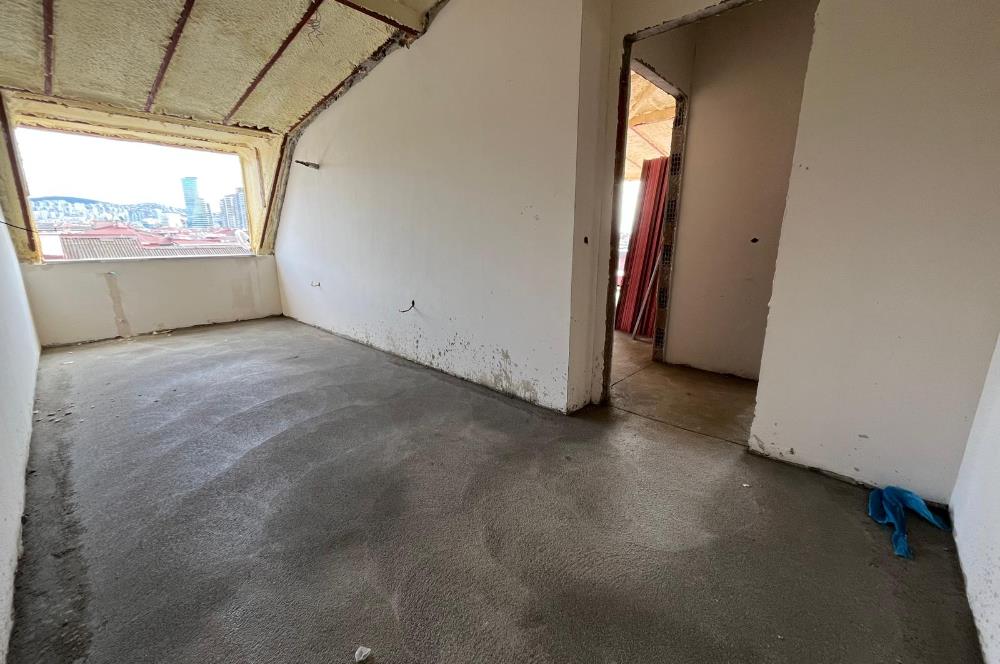 ALTINTEPE'DE DENİZ MANZARALI TERASLI AYRI MUTFAK LÜX 2+1