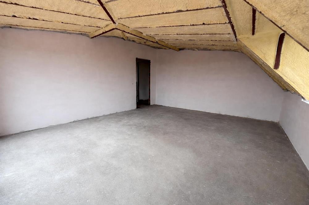 ALTINTEPE'DE DENİZ MANZARALI TERASLI AYRI MUTFAK LÜX 2+1