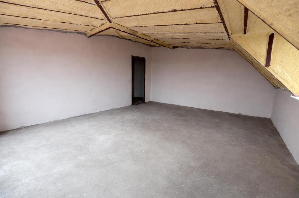 ALTINTEPE'DE DENİZ MANZARALI TERASLI AYRI MUTFAK LÜX 2+1