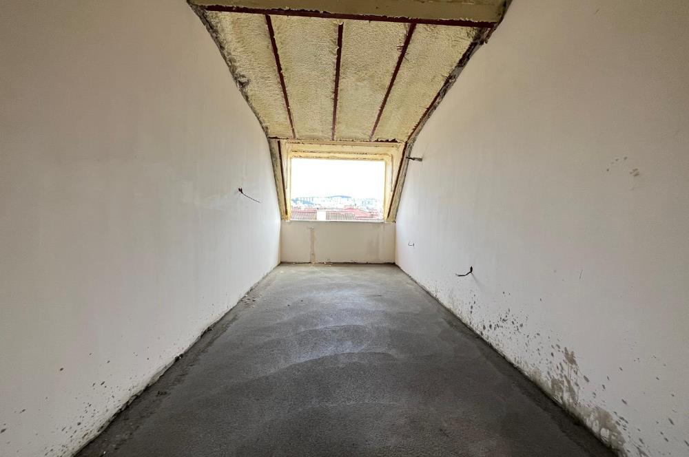 ALTINTEPE'DE DENİZ MANZARALI TERASLI AYRI MUTFAK LÜX 2+1