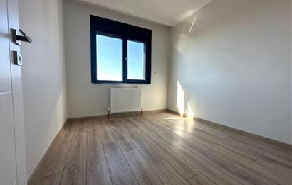 BAĞDAT CAD.YAKIN DENİZ MANZARALI AYRI MUTFAK KÖŞE ULTRA LÜX 3+1