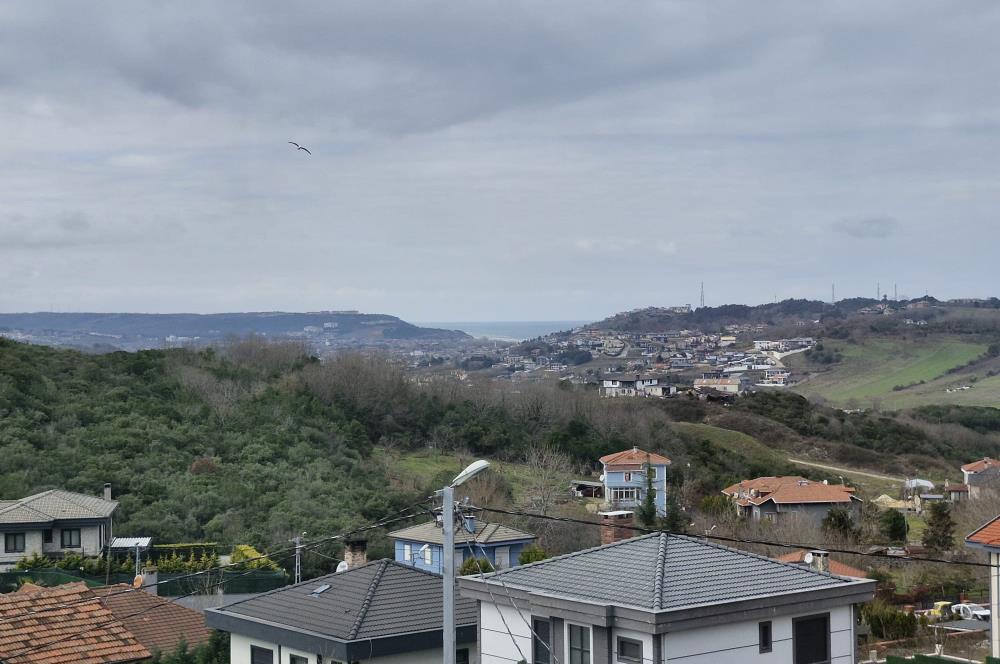 Satılık Şile Çayırbaşı 'nda Her Katından Doğa ve Denize Hakim 3 Katlı Müstakil Ev