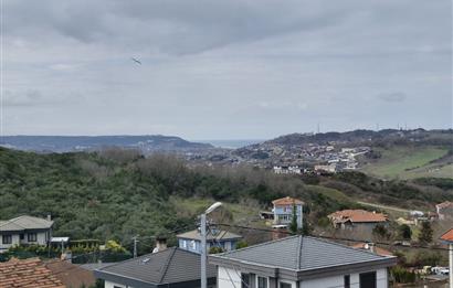 Satılık Şile Çayırbaşı 'nda Her Katından Doğa ve Denize Hakim 3 Katlı Müstakil Ev