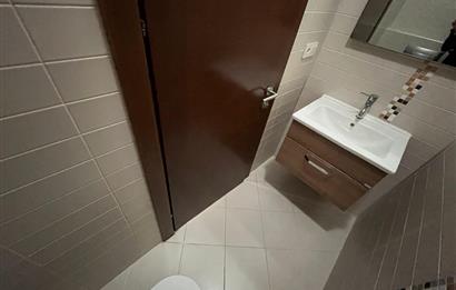 AĞAÇSEVEN KONAKLARI SİTESİNDE ÖN CEPHE EBEVEYN BANYOLU 3+1