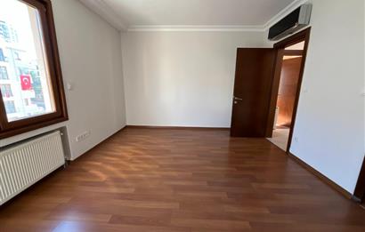 AĞAÇSEVEN KONAKLARI SİTESİNDE ÖN CEPHE EBEVEYN BANYOLU 3+1