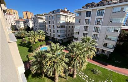 AĞAÇSEVEN KONAKLARI SİTESİNDE ÖN CEPHE EBEVEYN BANYOLU 3+1