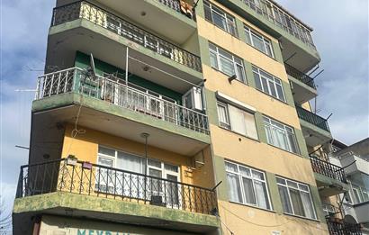 Maltepe Yalı Mahallesinde 2+1 Deniz Manzaralı Kiralık Daire