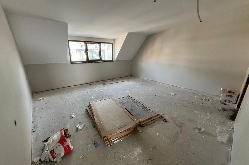 İDEALTEPE'DE 0 ÖN CEPHE DENİZ MANZARALI FIRSAT LÜX 3+2 DUBLEKS