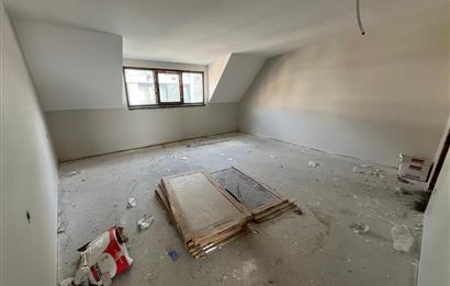 İDEALTEPE'DE 0 ÖN CEPHE DENİZ MANZARALI FIRSAT LÜX 3+2 DUBLEKS