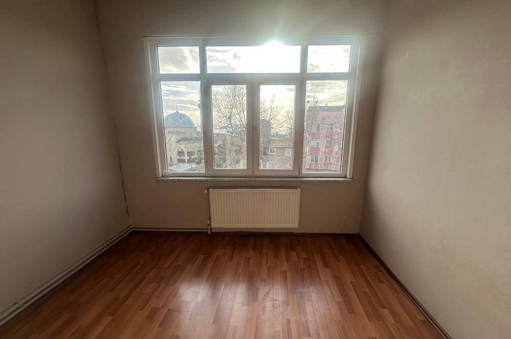 Maltepe Yalı Mahallesinde 2+1 Deniz Manzaralı Kiralık Daire