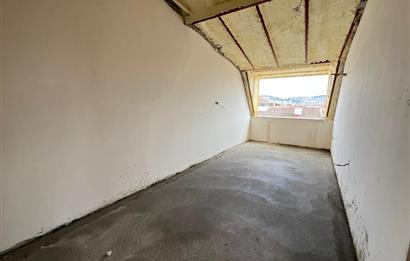 ALTINTEPE'DE DENİZ MANZARALI TERASLI AYRI MUTFAK LÜX 2+1