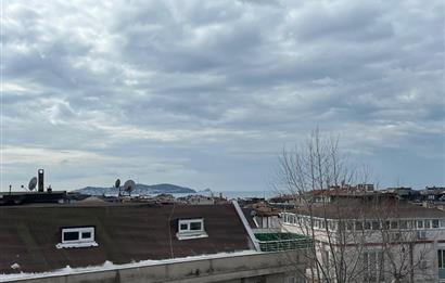 ALTINTEPE'DE DENİZ MANZARALI TERASLI AYRI MUTFAK LÜX 2+1