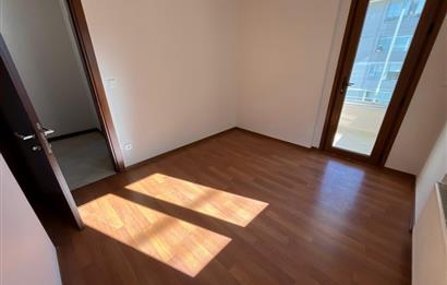 AĞAÇSEVEN KONAKLARI SİTESİNDE ÖN CEPHE EBEVEYN BANYOLU 3+1