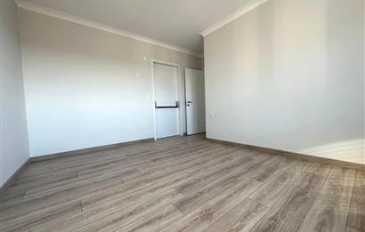 BAĞDAT CAD.YAKIN DENİZ MANZARALI AYRI MUTFAK KÖŞE ULTRA LÜX 3+1