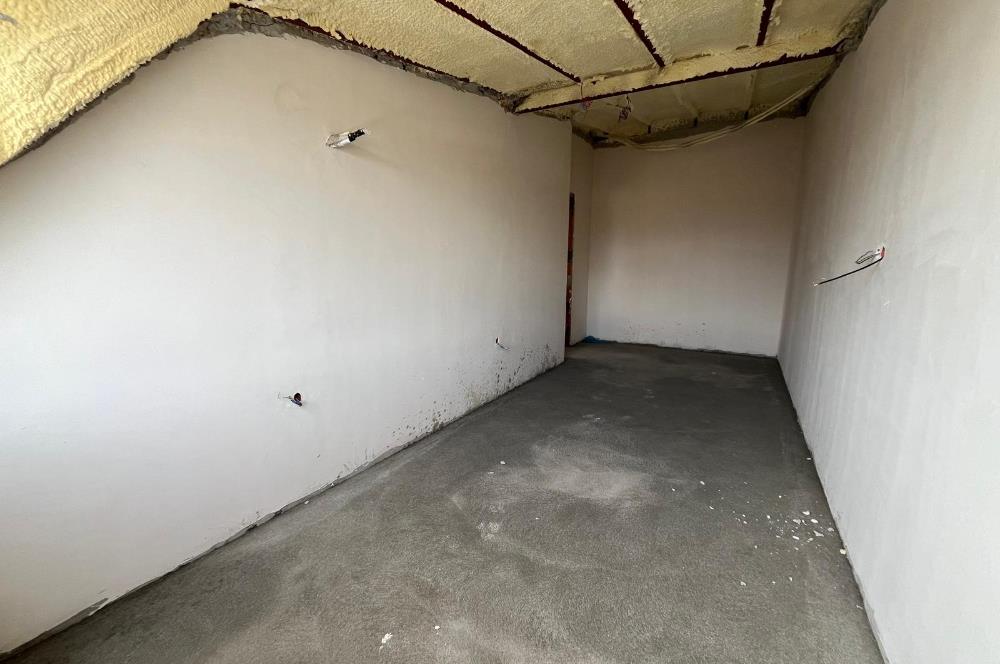 ALTINTEPE'DE DENİZ MANZARALI TERASLI AYRI MUTFAK LÜX 2+1