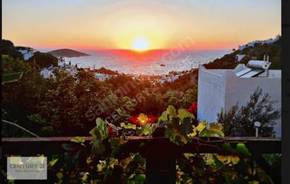 Bodrum Gümüşkaya Sitesinde Full Mobilyalı Müstakil Villa
