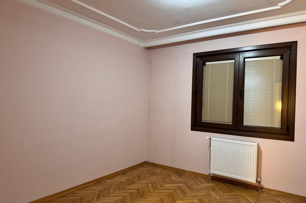 DİKMEN SOKULLU CADDESİNDE TERASLI SATILIK 6+1 DAİRE