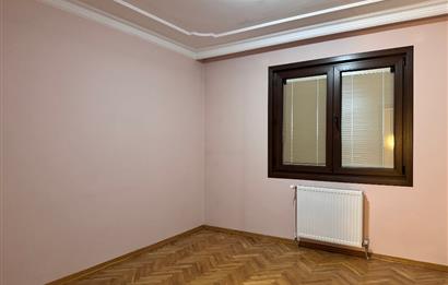 DİKMEN SOKULLU CADDESİNDE TERASLI SATILIK 6+1 DAİRE