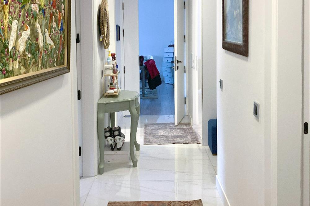 Mimaroba Marina 24'te Deniz Manzaralı 3+1