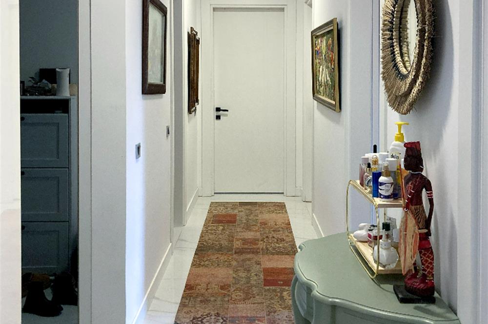 Mimaroba Marina 24'te Deniz Manzaralı 3+1