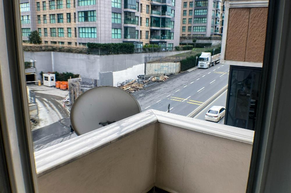 Sultangazi Vega Avm'ye 5dk Mesafede 2+1 Ara Kat Daire