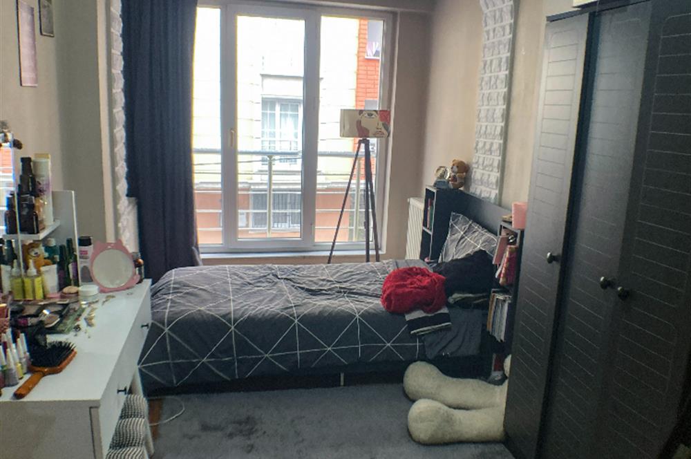 Sultangazi Vega Avm'ye 5dk Mesafede 2+1 Ara Kat Daire